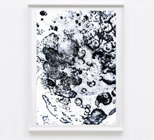 Load image into Gallery viewer, Rock Skin, Moss White